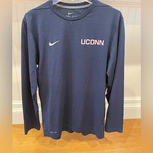 UConn Nike Dri-Fit long sleeve shirt Men’s Medium